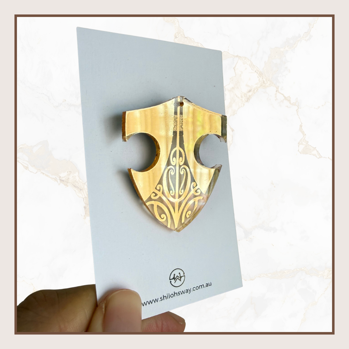 BROOCH - Kotahi