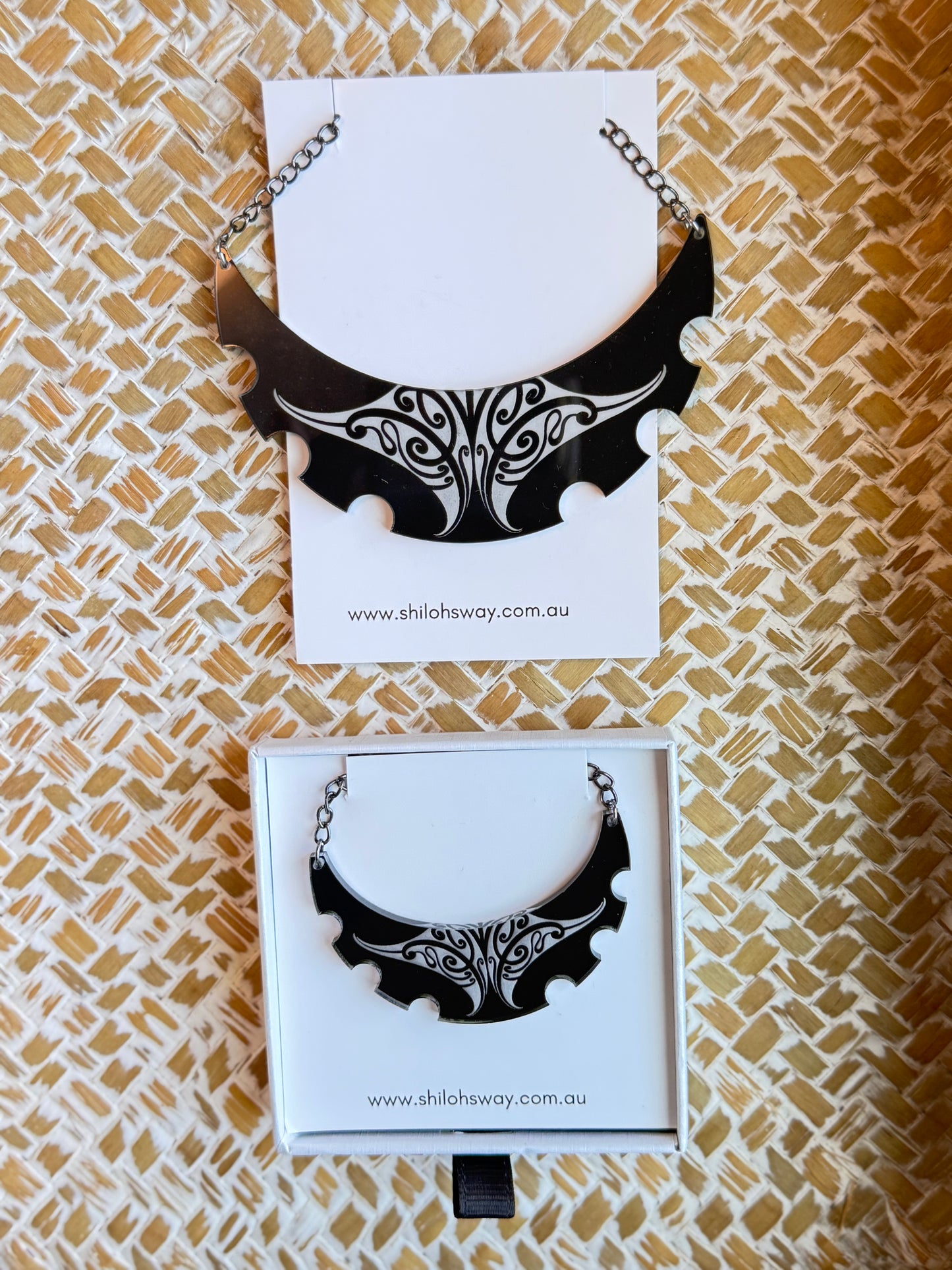 Black Mana Plate Necklace