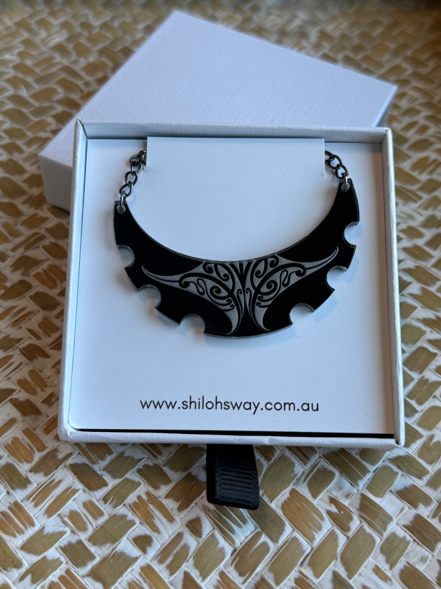 Black Mana Plate Necklace