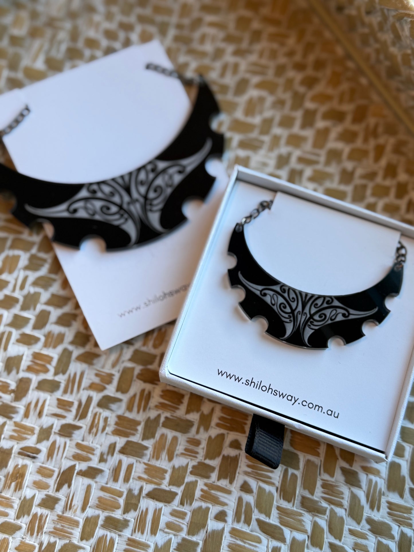 Black Mana Plate Necklace