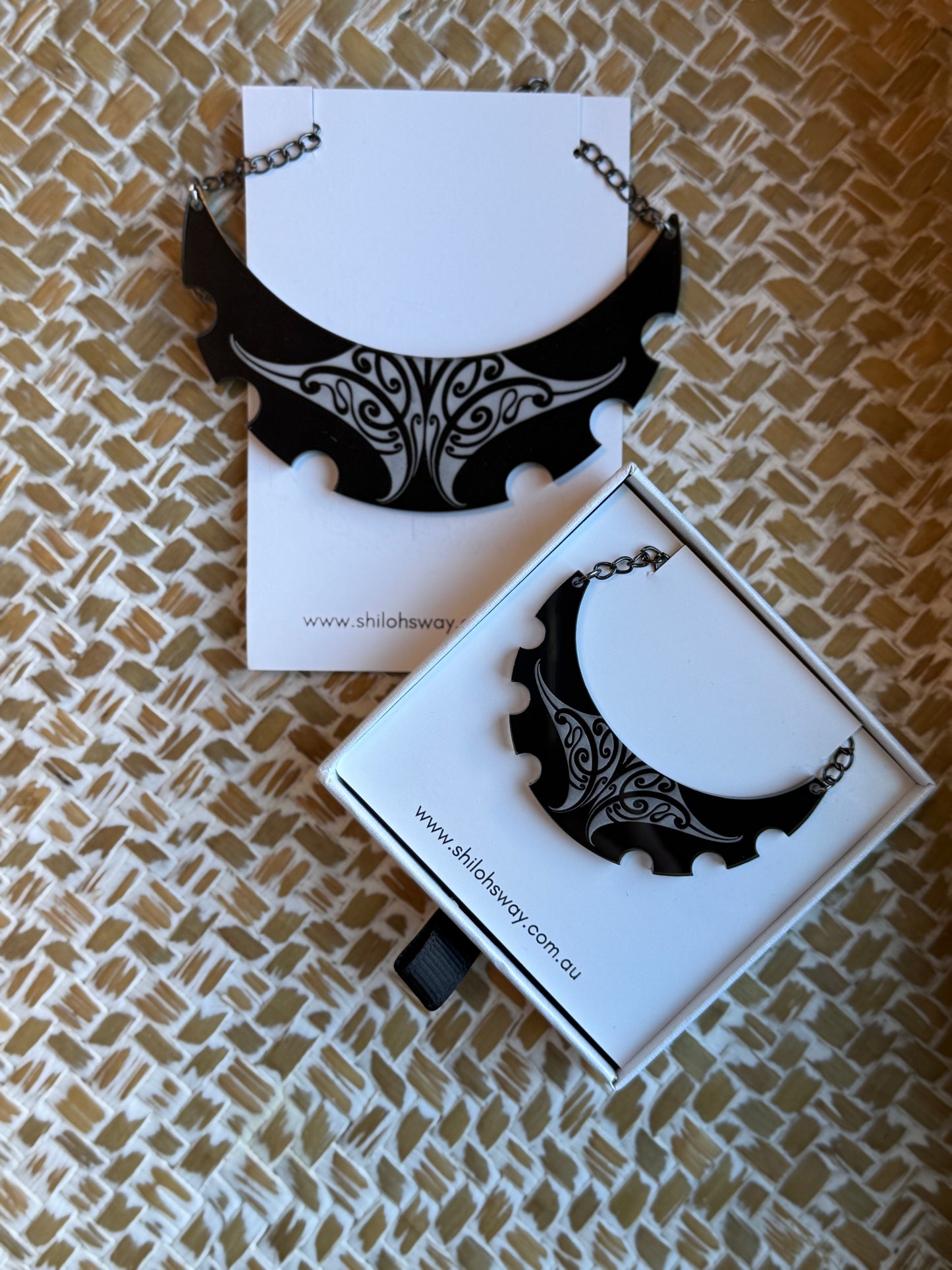 Black Mana Plate Necklace