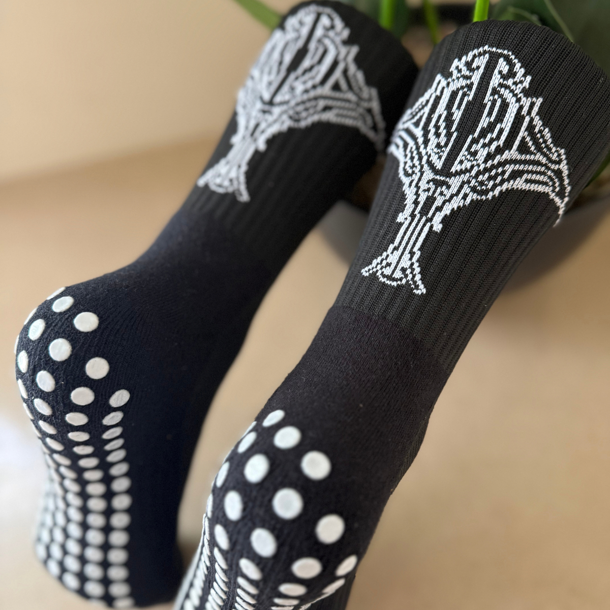 Māori Grip Socks