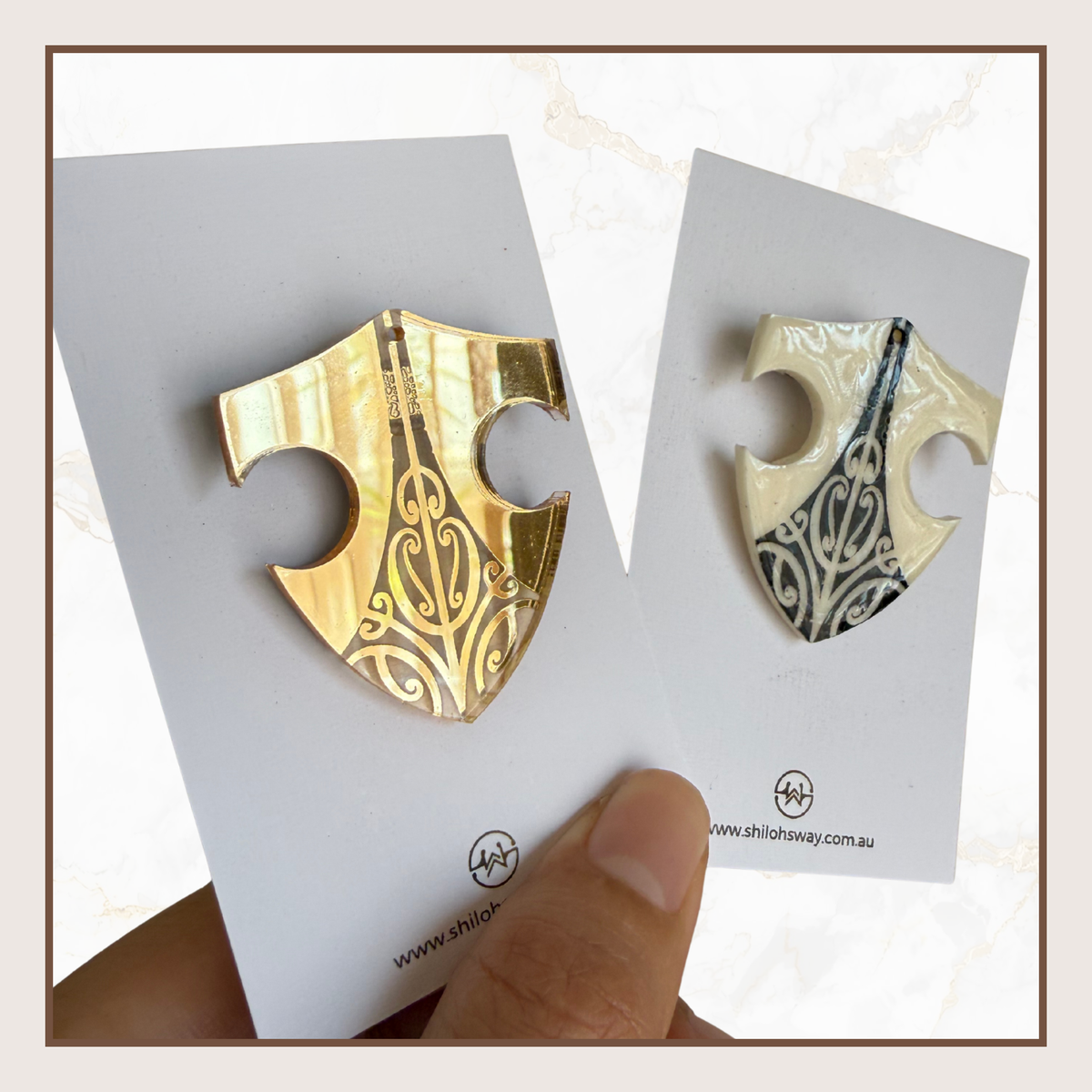 BROOCH - Kotahi