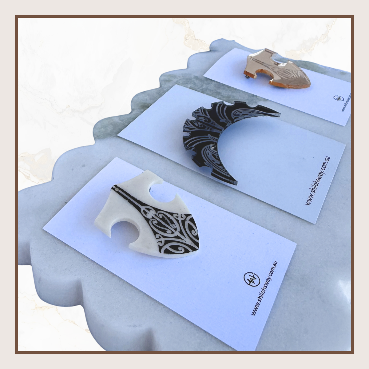 BROOCH - Kotahi
