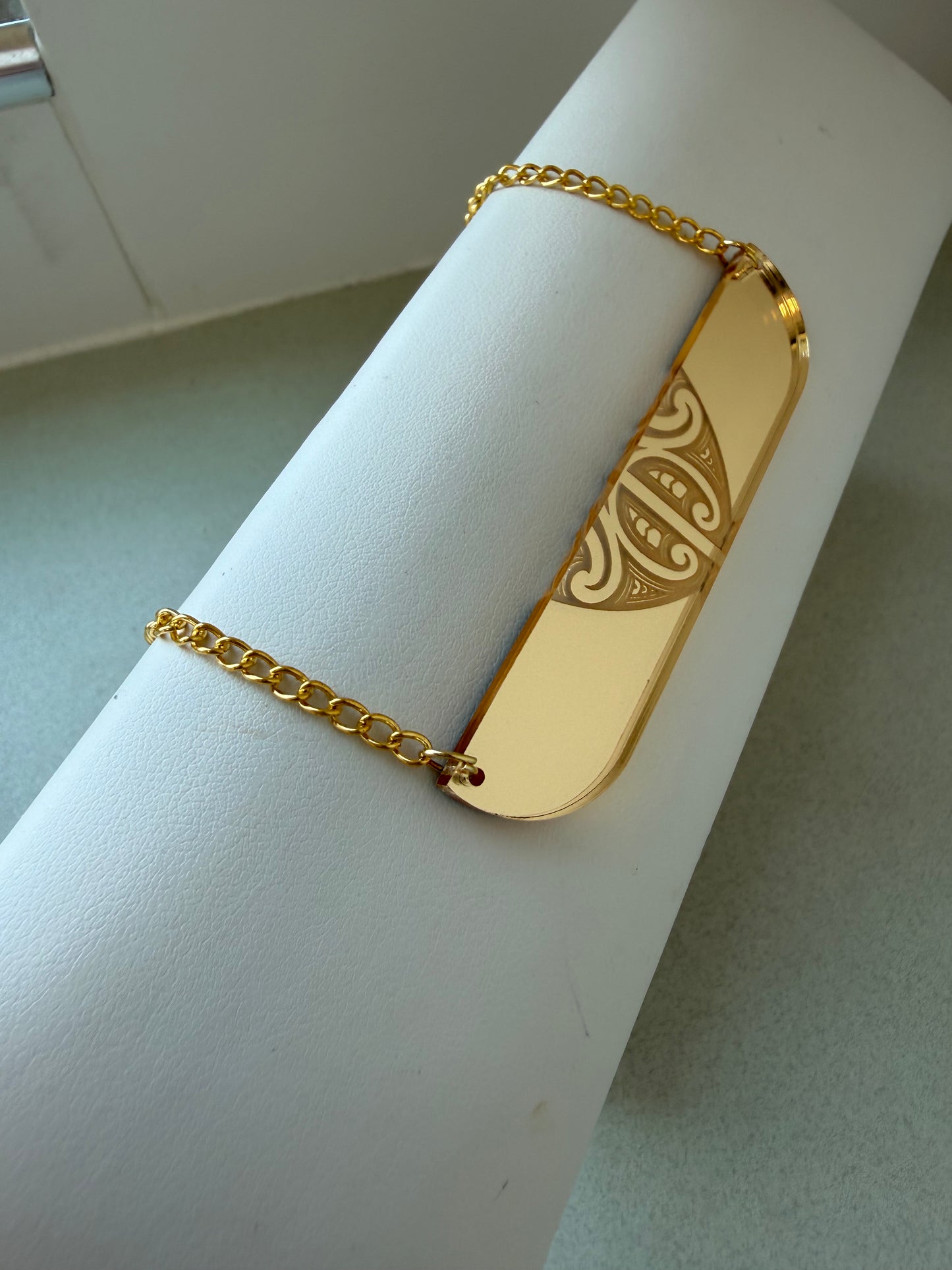 Gold Mana Plate Necklace