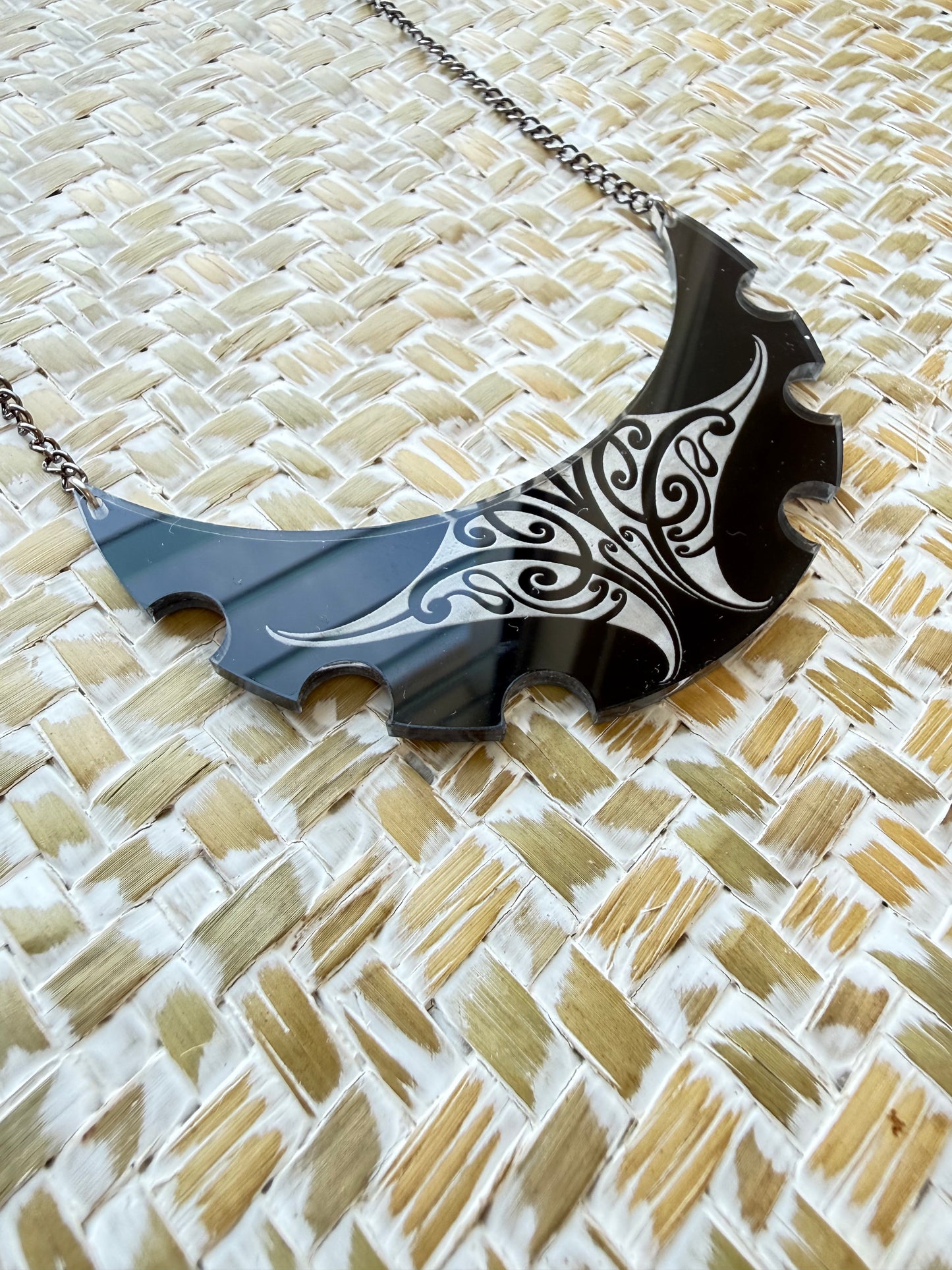 Black Mana Plate Necklace